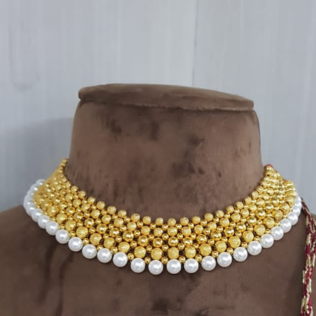 Stylish Gold Necklace from NAJ - South India Jewels | Gold jewelry fashion,  Gold fashion necklace, Gold necklace designs